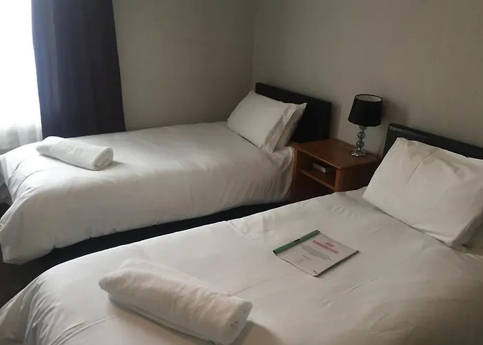 Albert & Victoria Hotel